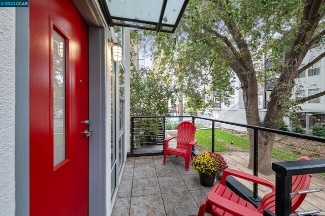 Photo - 6 Iron Horse Ln