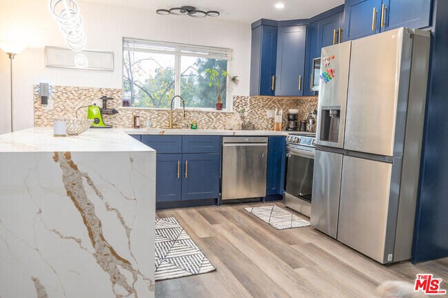 1933 Lemoyne St Unidad D