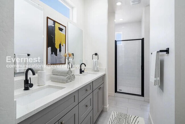 Photo - 1500 N 35th St