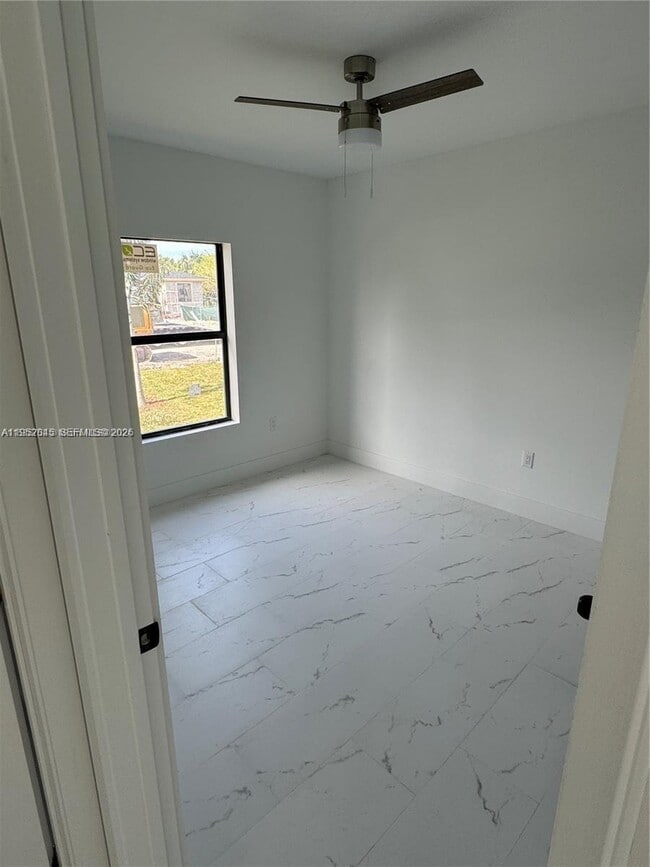 Photo - 325 NW 11th St Unit A