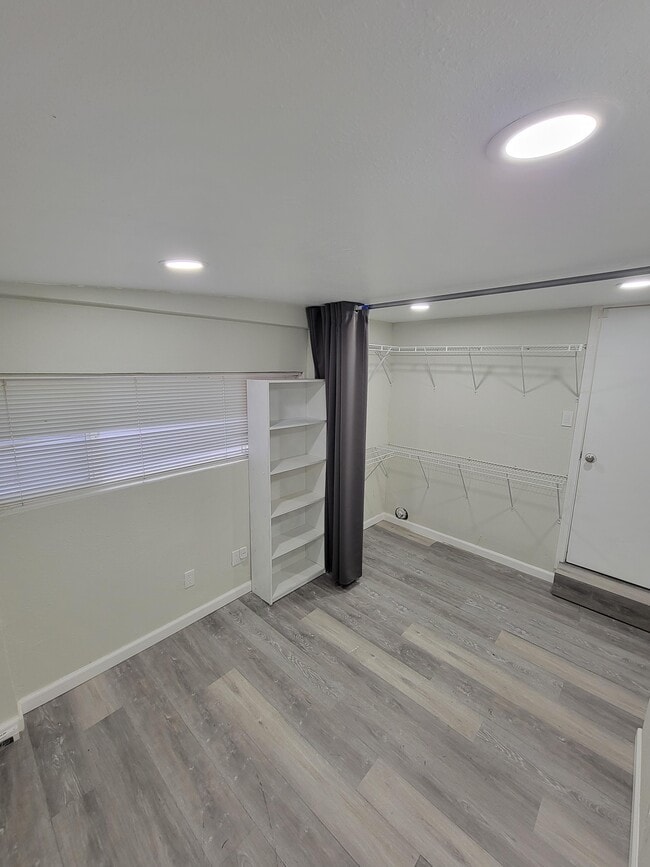 Photo - 2201 Union Ave NE