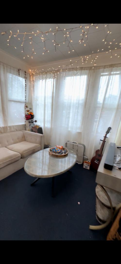 Photo - 300-302 Bell Ave - 2B