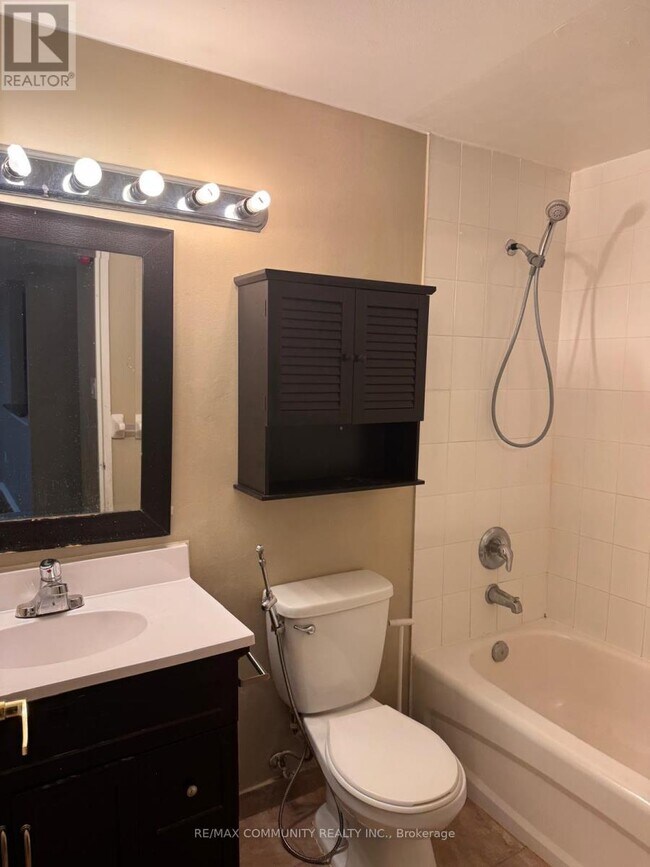 Photo - 6720 Glen Erin Dr Unité 505