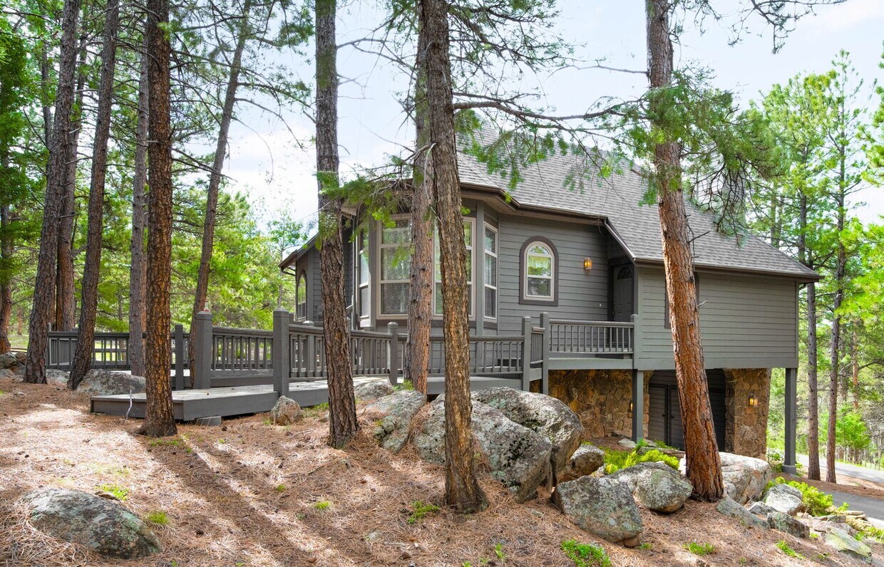 1BD, 1BA Mountain Gatehouse in Conifer - 1BD, 1BA Mountain Gatehouse in Conifer