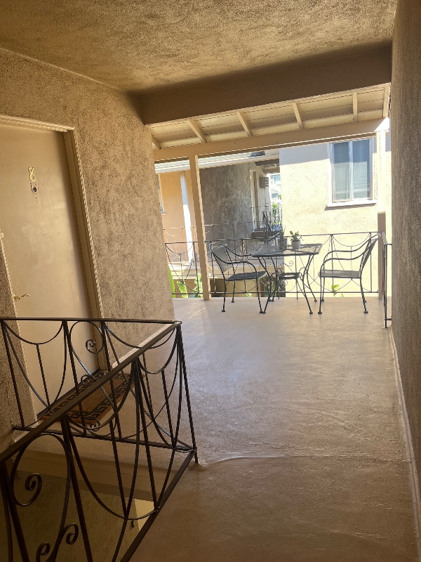 Photo - 13744 Burbank Blvd Unidad A