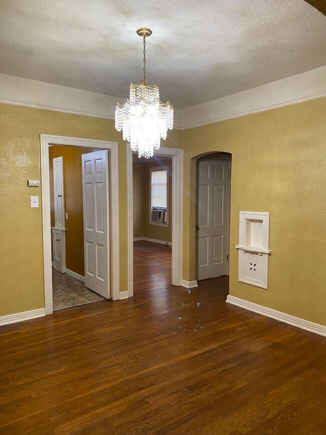 Photo - 268 E Lullwood Ave Unit 2