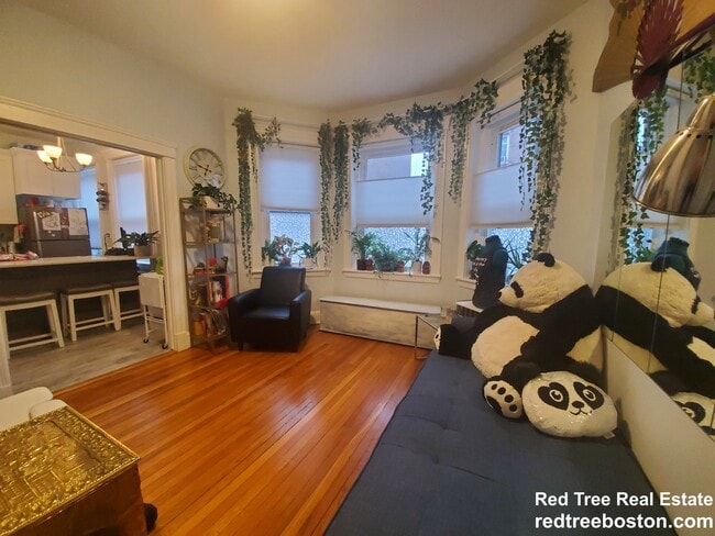 Photo - 76 Strathmore Rd