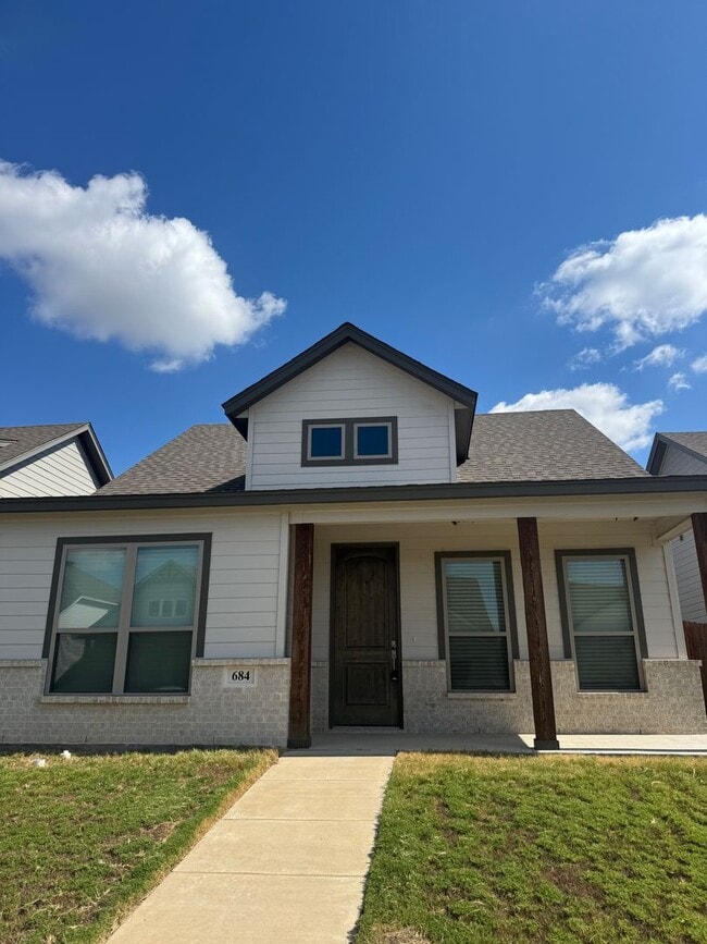 Building Photo - 3/2/2 Home for the Holidays - Move in Specials call to inquire