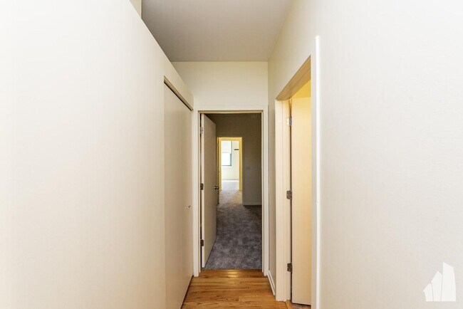 Photo - 3 bedroom in Chicago IL 60606 Unit 1911