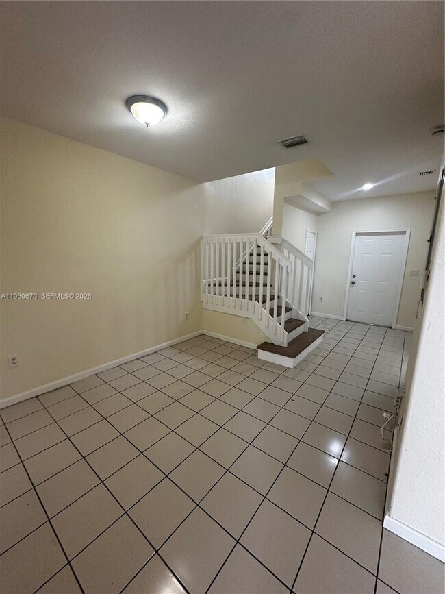 Photo - 1440 SE 24th Ct