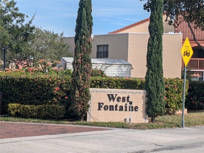 Building Photo - 10237 NW 9th St Cir Unit 202-4