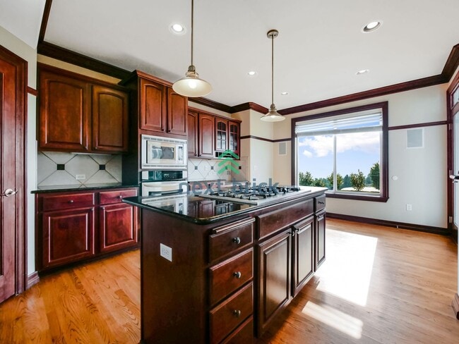 Photo - Stunning 4bed/2.5bath Norris Home with a V...