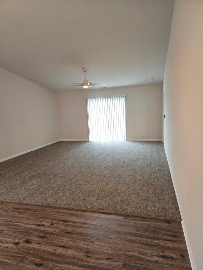 Living Room - 4428 Squaw Valley Dr Unit 4428