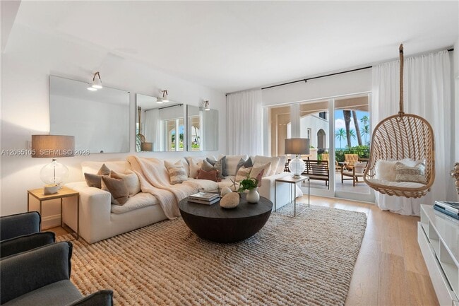 Building Photo - 19216 Fisher Island Dr Unit 19216