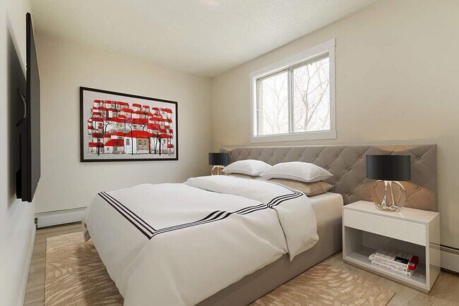 Photo - Hyland Manor