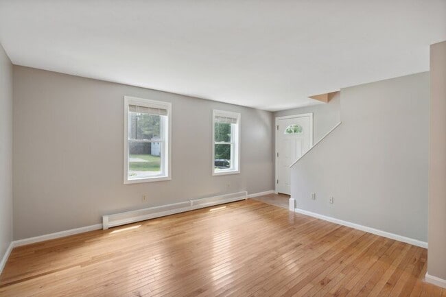 Photo - 14 Rose Terrace Cir