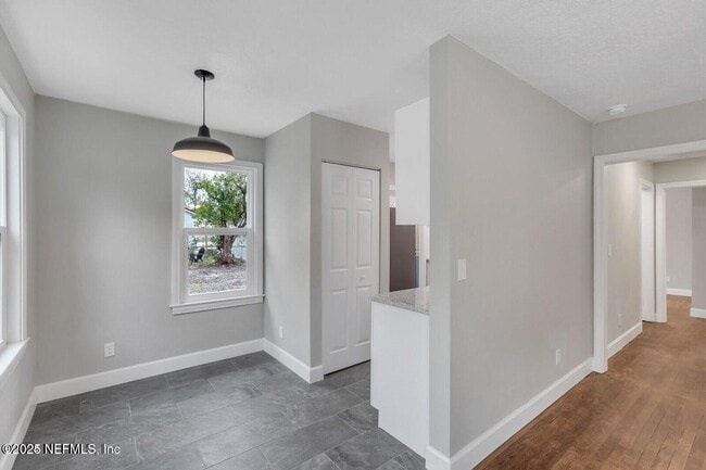 Photo - 3032 Plum St