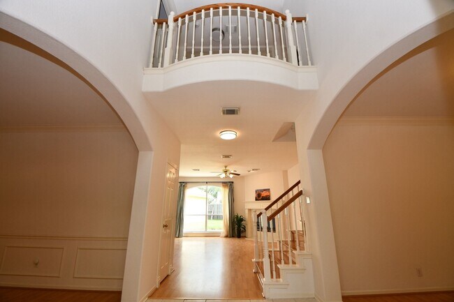 4323 Magnolia Ln