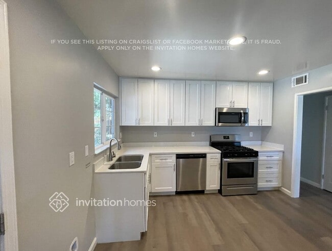 Photo - 3823 Shasta Cir