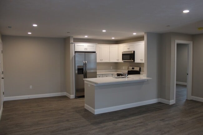 Photo - 192 Central St Unit G