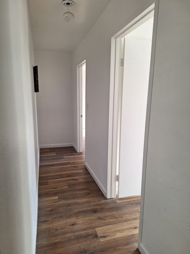 Photo - 1835 N Ave 53 Unidad A