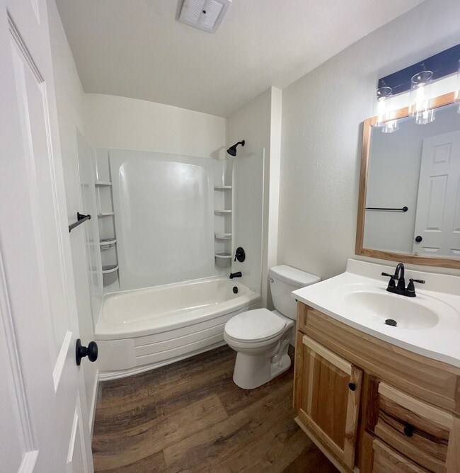 Photo - 540 W Maple St