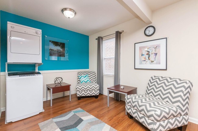 Photo - Oyster Point Apartments