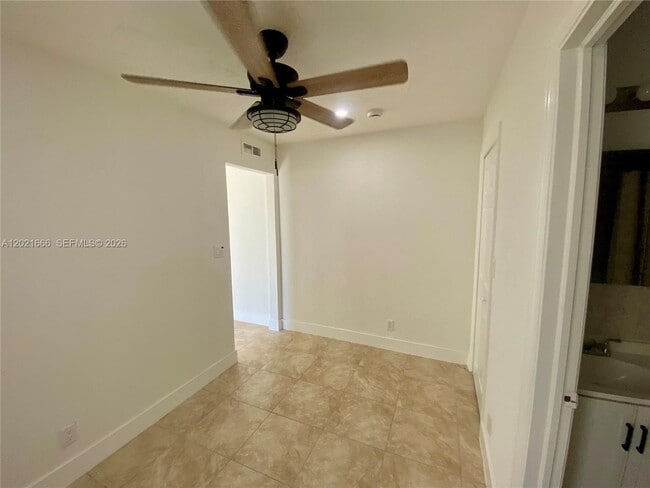 Photo - 1112 N 61st Terrace Unidad B