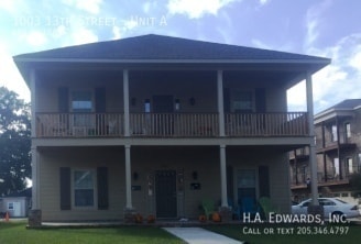 Photo - 1003 13th St House