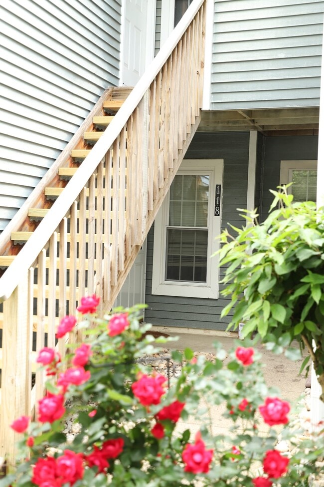 Photo - 118 Meadow Ridge Rd Unidad First floor Rental