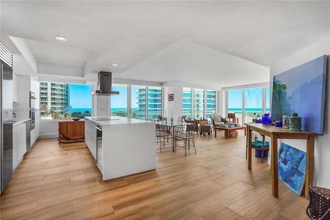 Photo - 400 S Pointe Dr Unit 704