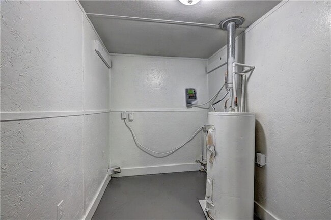 Photo - 1241 Auburn Dr