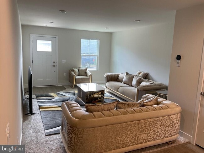 Photo - 4317 Southerby Dr