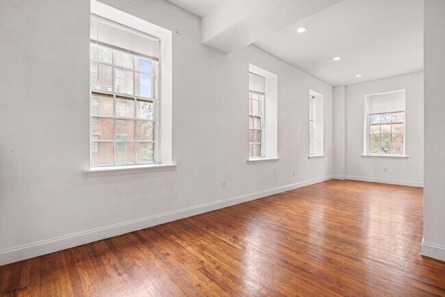 Photo - 186 Wayne St Unit 105D