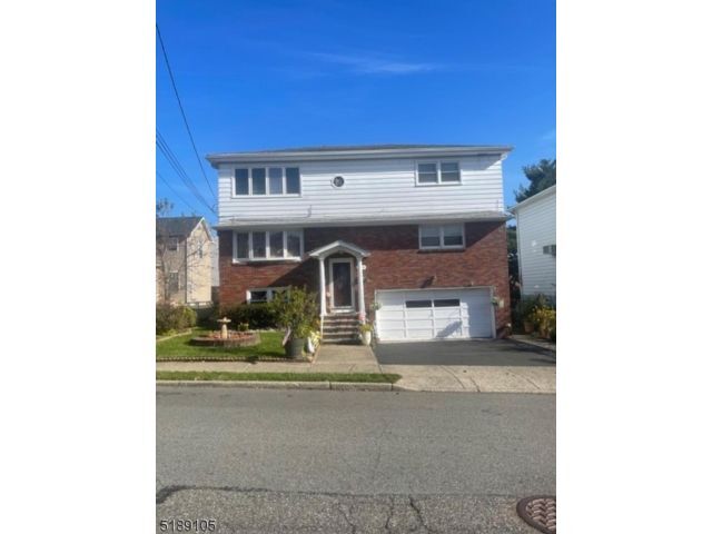 Photo - 440 Edmund Ave