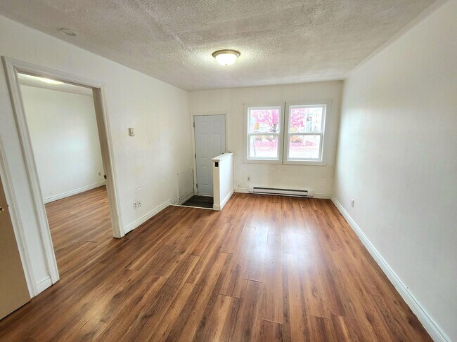 Photo - 260 Main St Unit 260