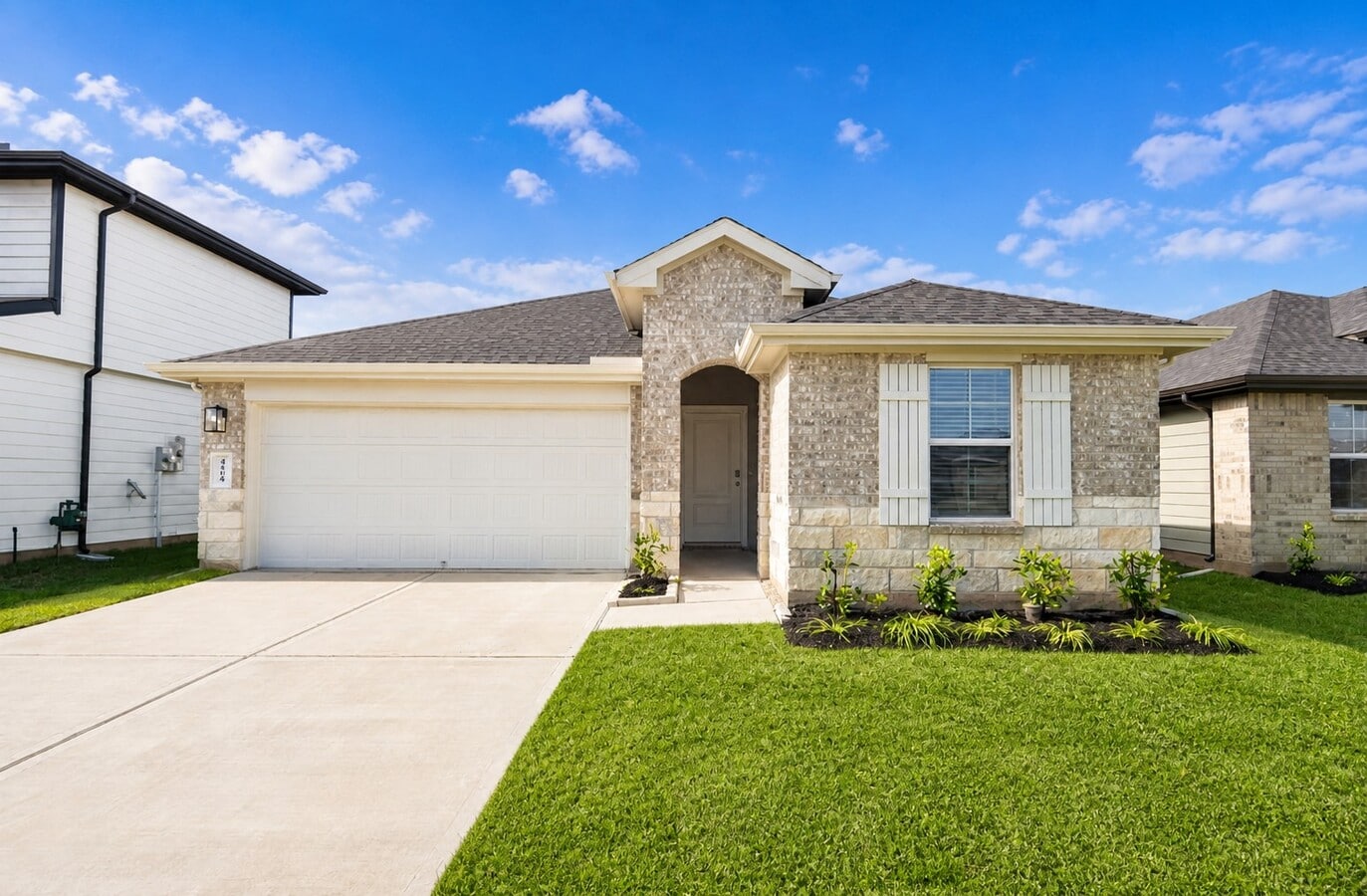 Photo - 4210 Wilsford Oak Wy