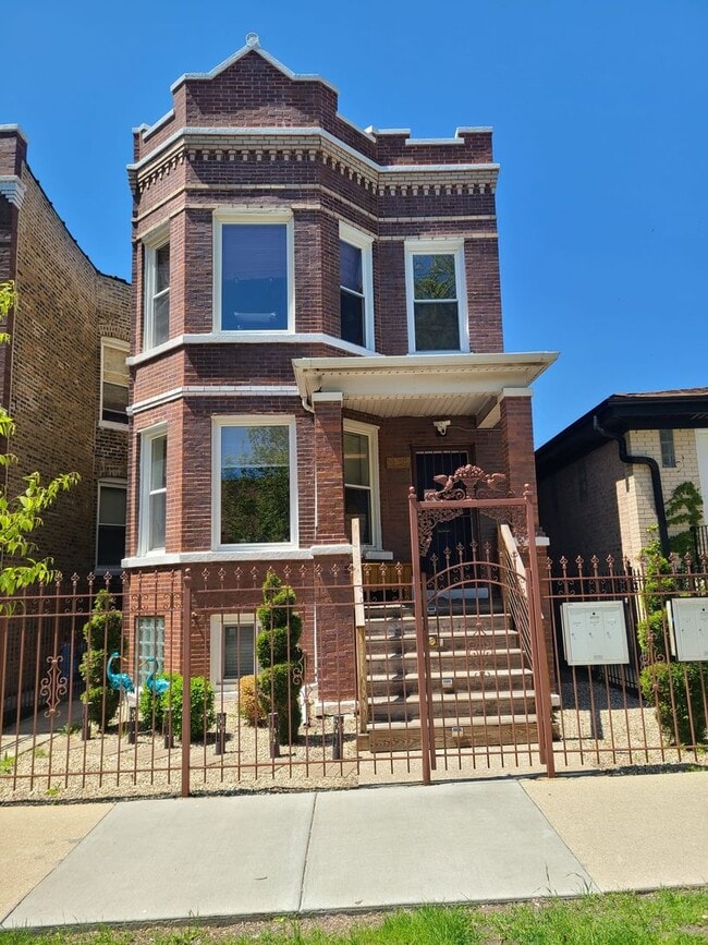 Photo - Humboldt Park Apartment Unit 1438-2