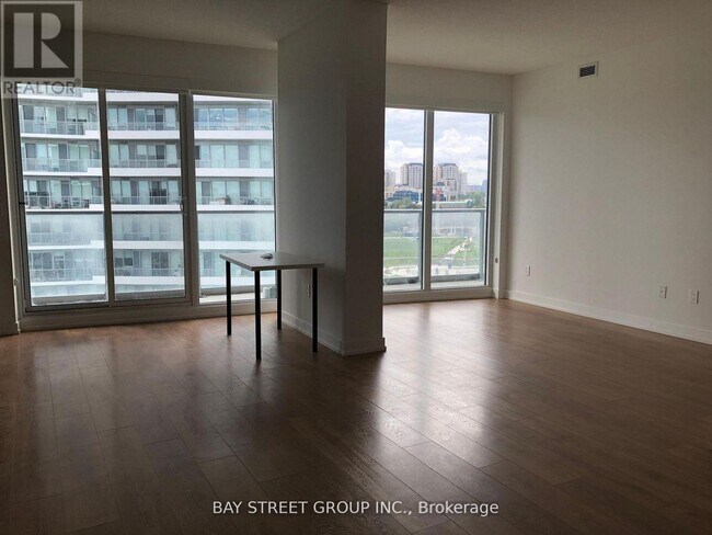 Photo - 117 McMahon Dr Unit 1106