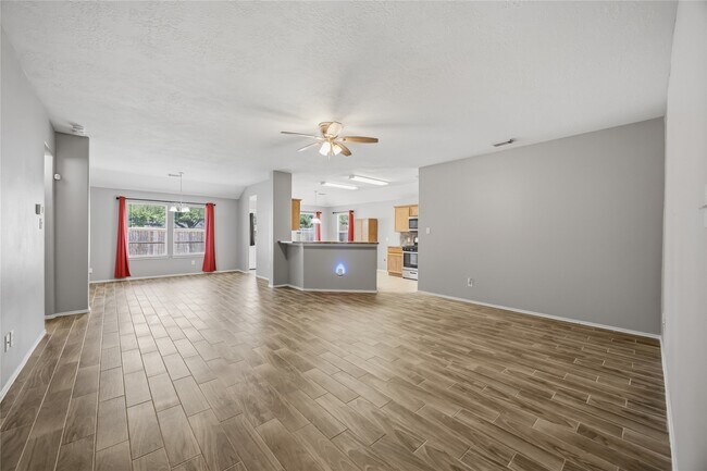 Photo - 2734 Trinity Glen Ln