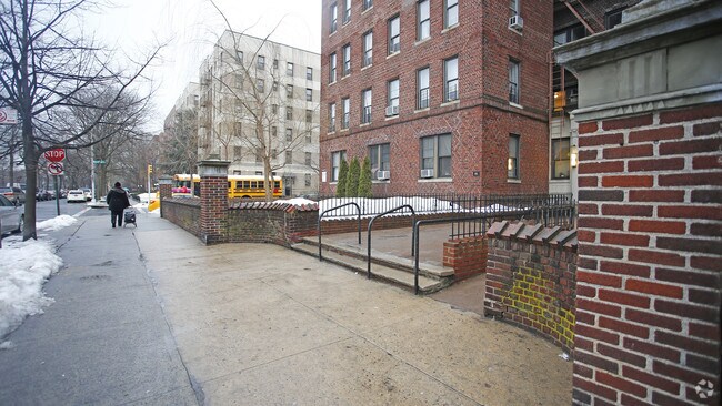 Photo - 250 ocean parkway