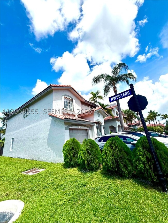 Photo - 5042 NW 114th Ct