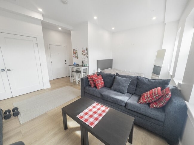 Photo - 1950 Washington St Condo Unit 4B