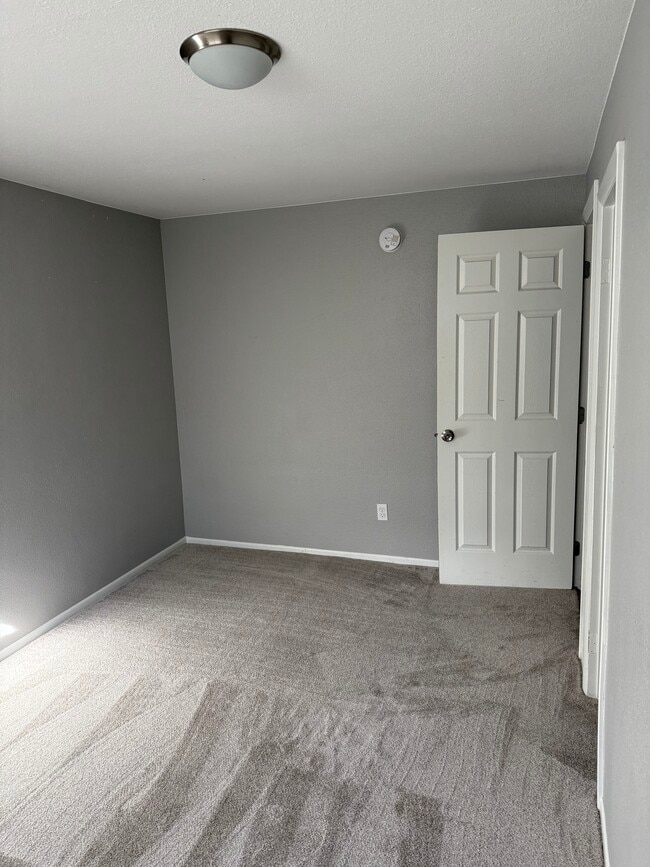 Photo - 1917 Oakwood Dr