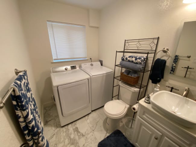 Photo - 5097 Oakbrook Cir Unidad B