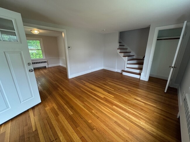 Photo - 161 Hunnewell St
