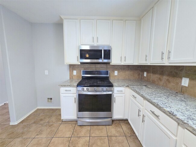 Photo - 1423 Stone Bluff Dr