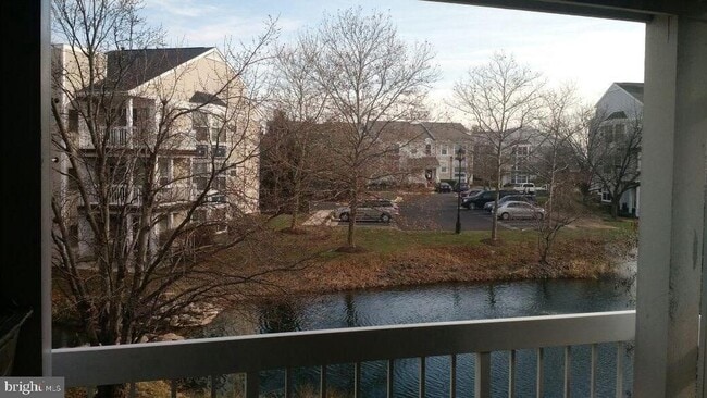 Building Photo - 20602 Cornstalk Terrace Unit 202