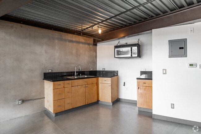 Studio - 1,240SF - Kitchen