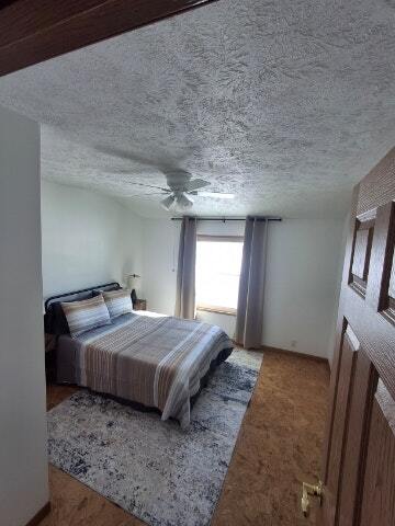 Photo - 602 Saunders Rd